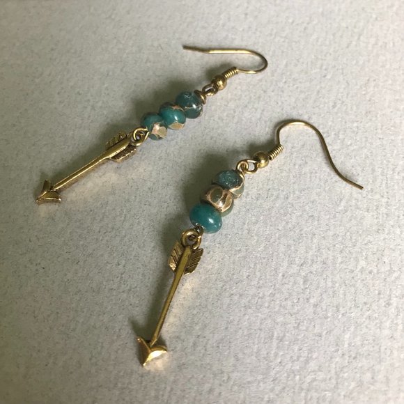 Arrow Dangle Earrings - Picture 1 of 3